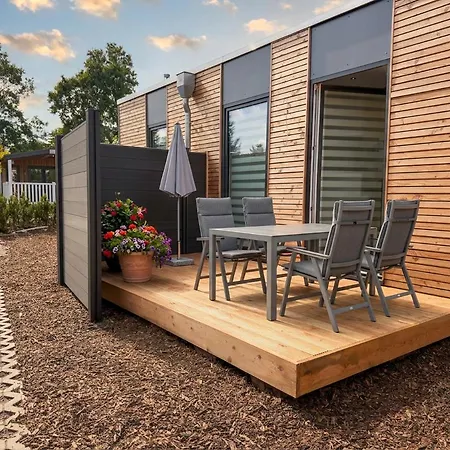 Kleenhus Holiday home Zetel